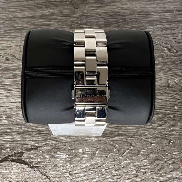 MARC BY MARC JACOBS Henry Skeleton Silver Dial Stainless Steel Ladies Watch - Picture 7 of 10